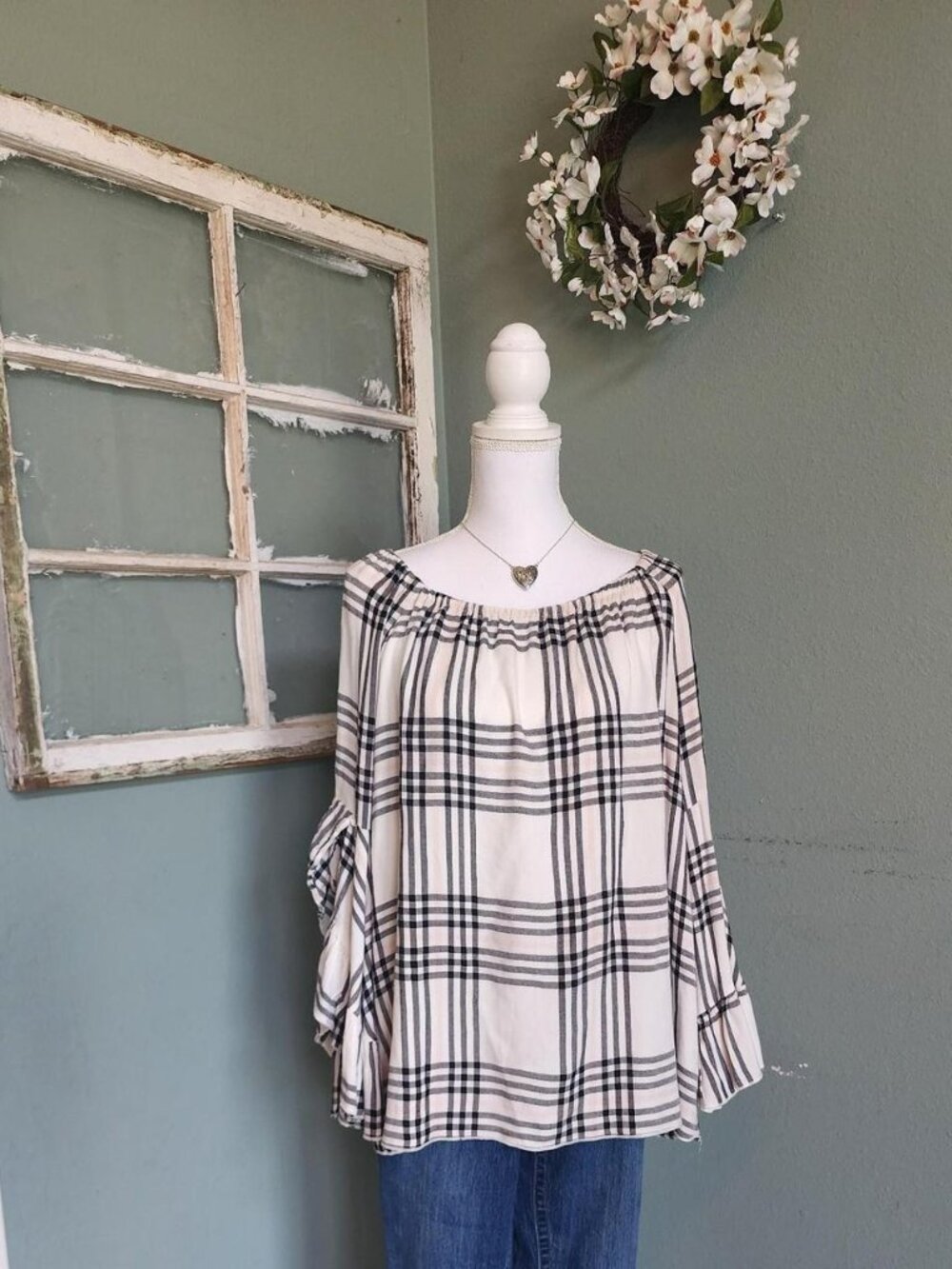 Fever Women's Black and White Blouse Size Large